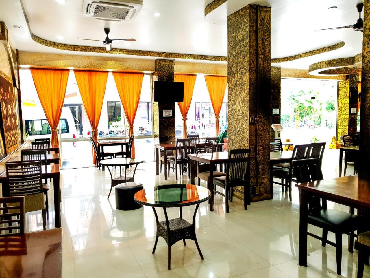 Sharaya Patong Hotel Buitenkant foto